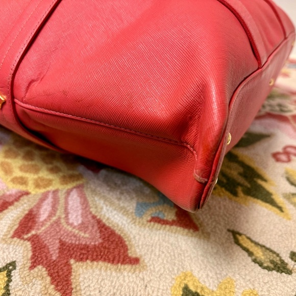 RARE Vintage MCM XL Red Leather Top Handle Bag - Picture 16 of 16